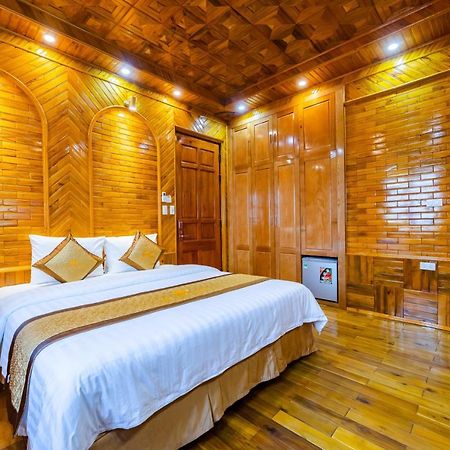 Theking Hotel Huong Gia Exterior foto