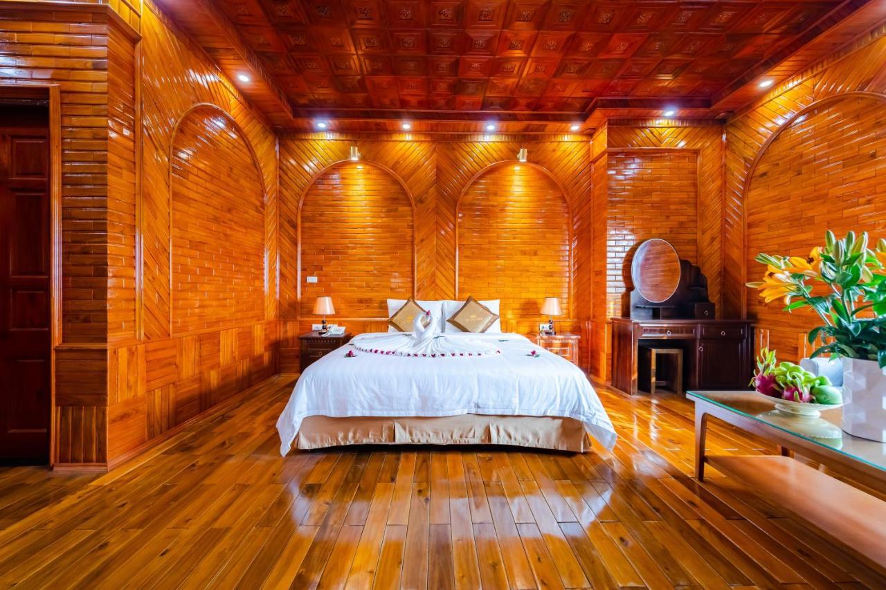 Theking Hotel Huong Gia Exterior foto